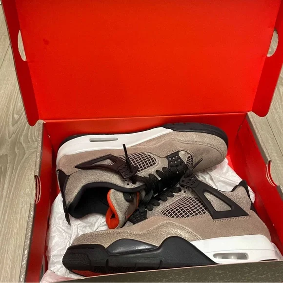 These are Jordan 4 taupe haze retro 4a